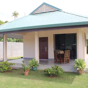  Hébergement de vacances Bora-bora House